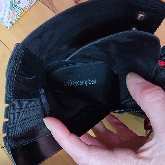 Jeffrey Campbell Black Box Lug Bottom Ankle Lace Up Bootie Side Zip - Picture 6 of 7